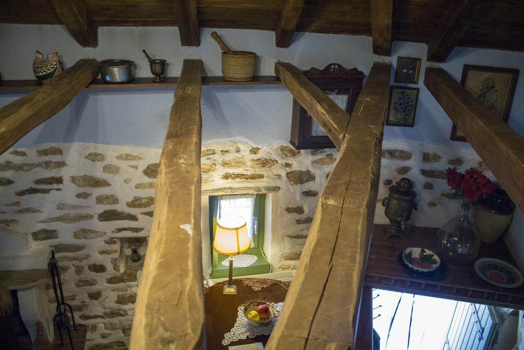 Апартаменты Efipoi Pinakatai Экстерьер фото